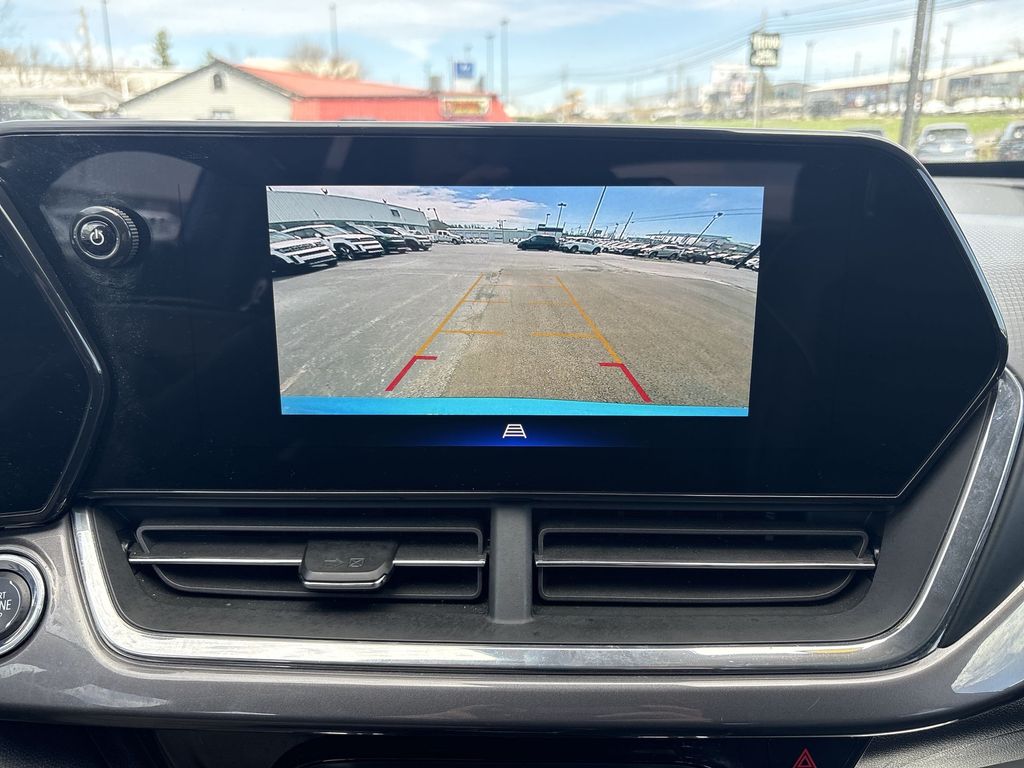 2025 Chevrolet Trax Activ - Photo 22