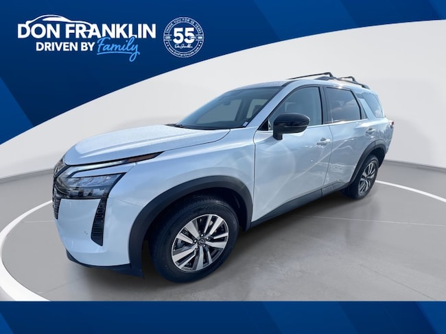 2026 Nissan Pathfinder SL 4WD's photo