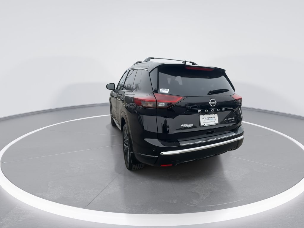 2026 Nissan Rogue Platinum - Photo 8