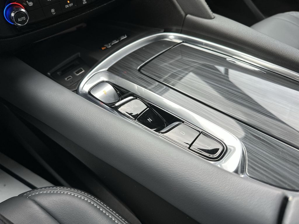 2024 Buick Enclave Essence - Photo 20