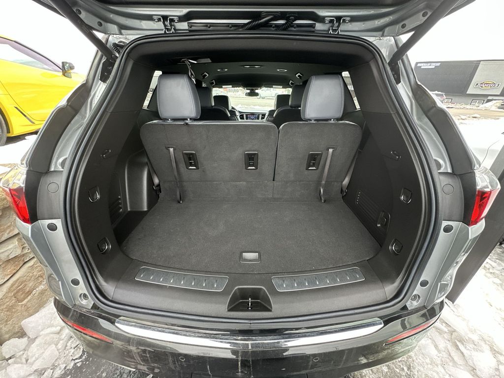 2024 Buick Enclave Essence - Photo 24