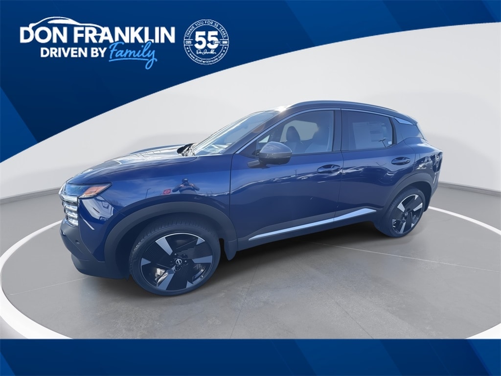 2025 Nissan Kicks SR AWD's photo