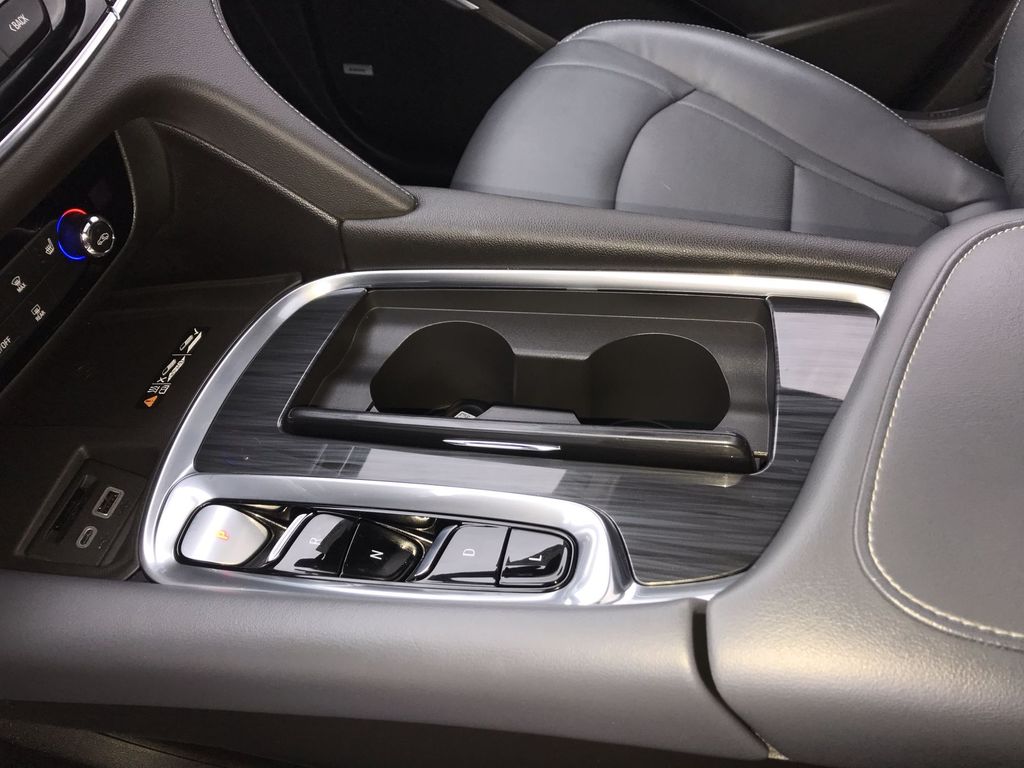 2023 Buick Enclave Essence - Photo 22