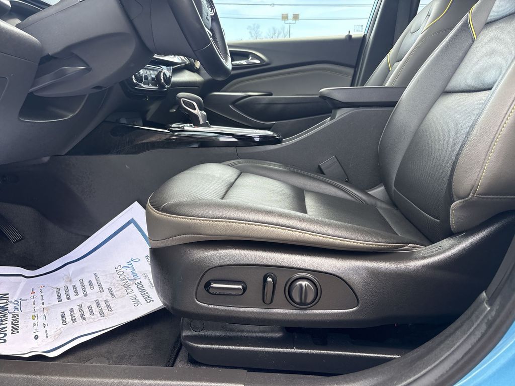 2025 Chevrolet Trax Activ - Photo 15
