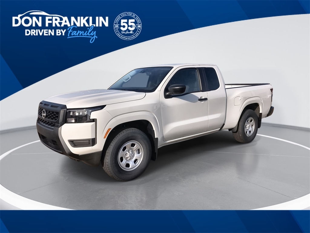 2026 Nissan Frontier S's photo
