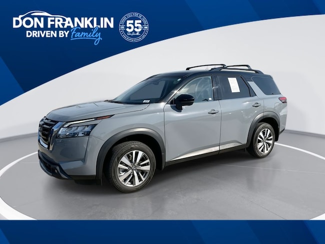 2022 Nissan Pathfinder SL 4WD's photo