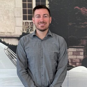 Staff member Mickey Collins from ID_a6830977462a