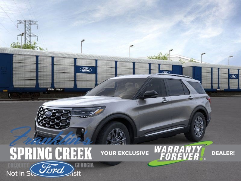 2026 Ford Explorer Platinum's photo