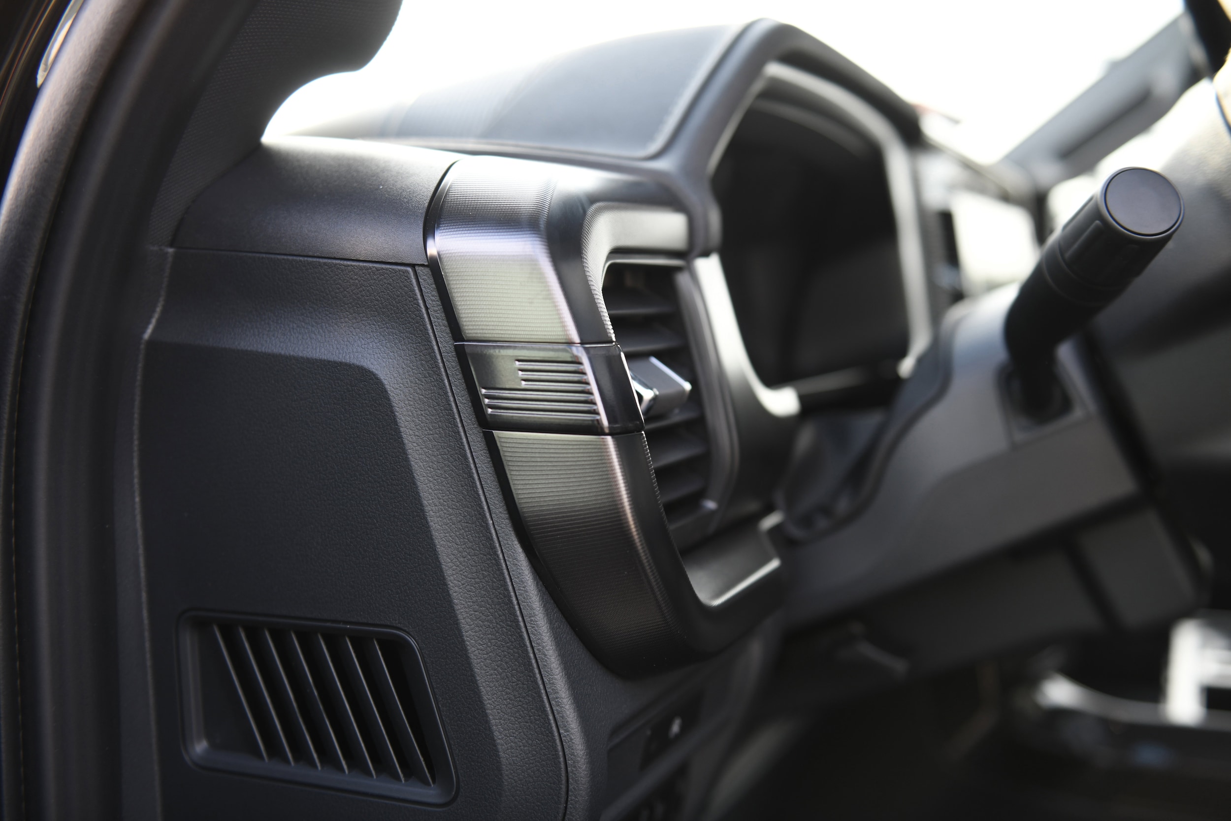 2025 Ford F-150 Lariat - Photo 38