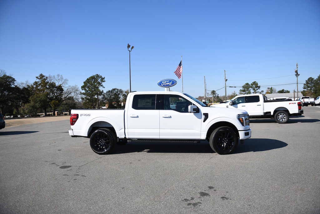 New 2026 Ford F-150 Lariat TRUCK