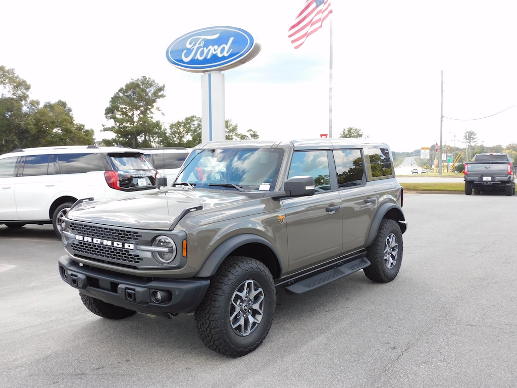 New 2025 Ford Bronco Badlands SUV