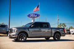 2025 Ford F-150 Lariat Truck
