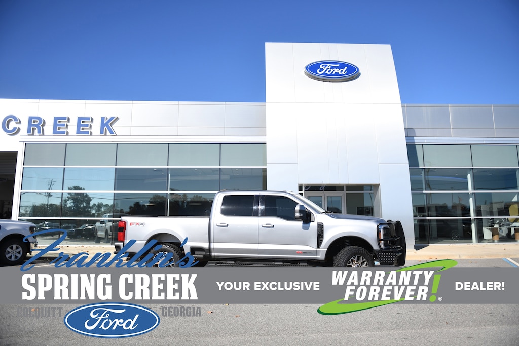 Used 2023 Ford Super Duty F-250 SRW LARIAT Truck Crew Cab