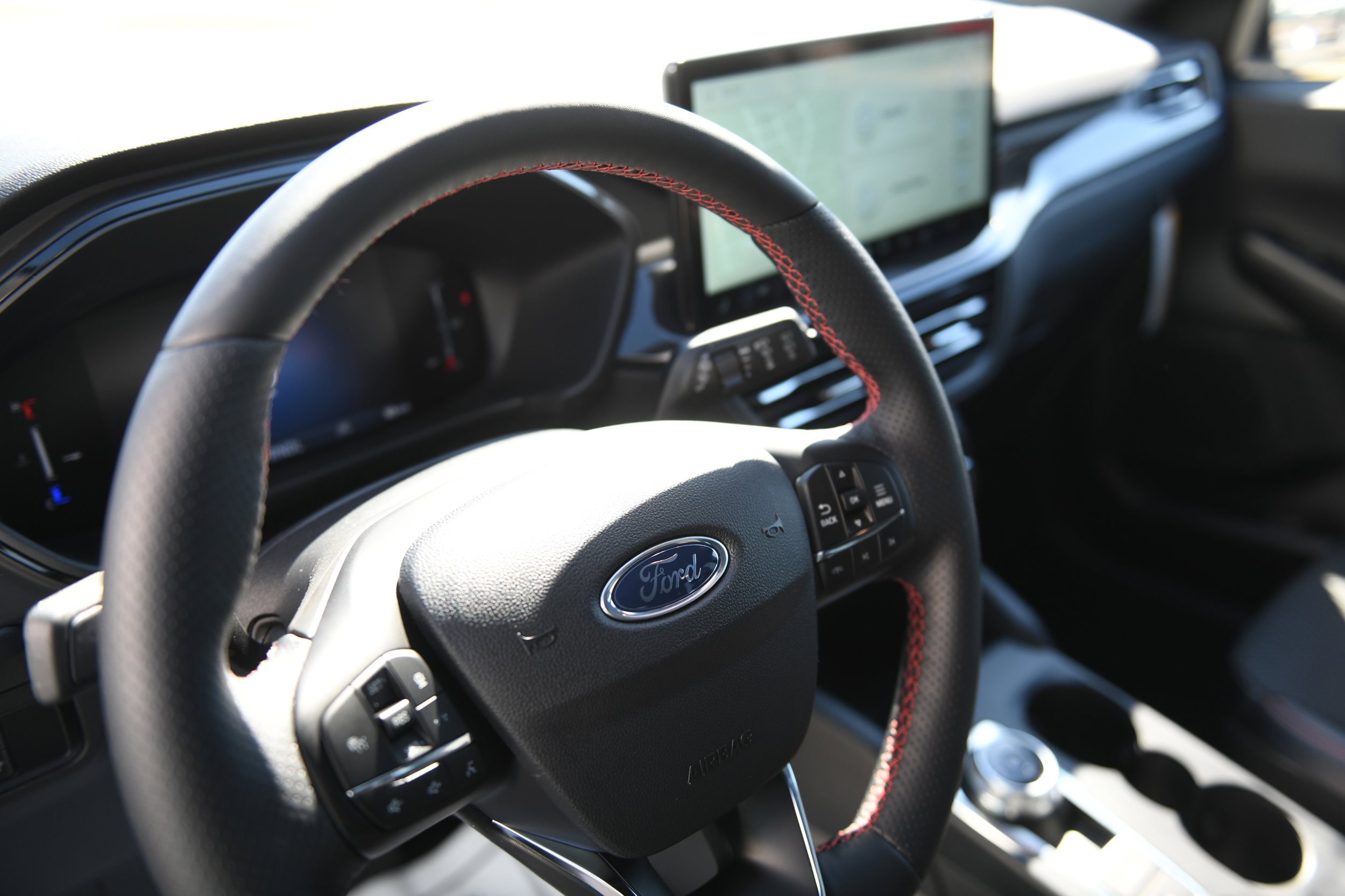 2026 Ford Escape ST-Line - Photo 21