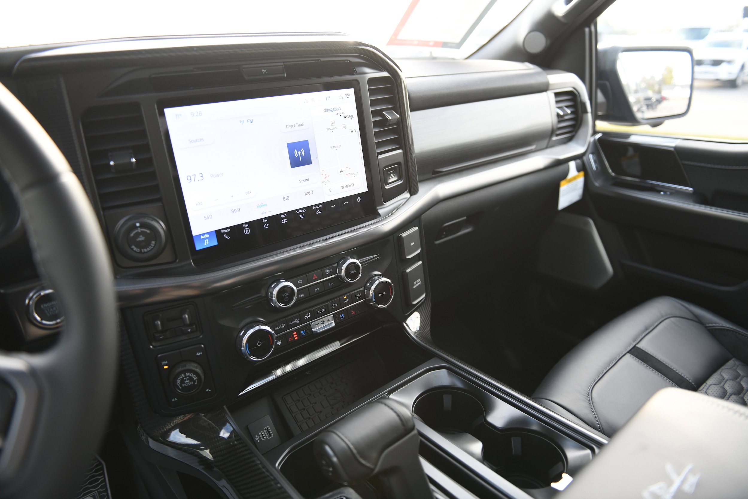 2025 Ford F-150 Lariat - Photo 23