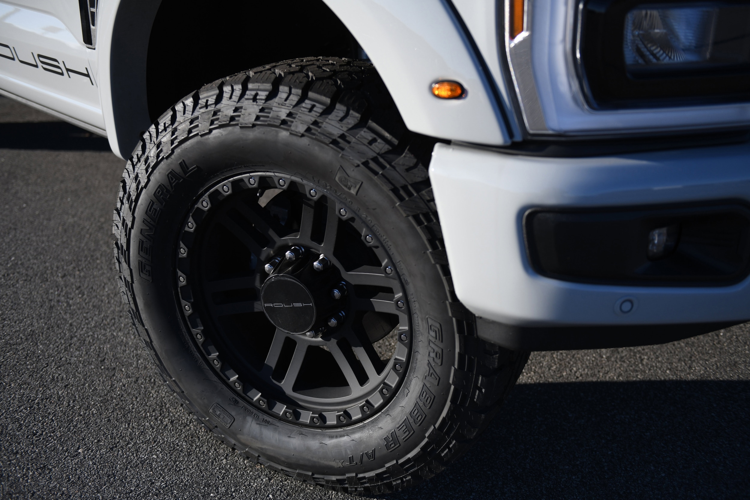 2026 Ford F-250 Super Duty Lariat - Photo 9
