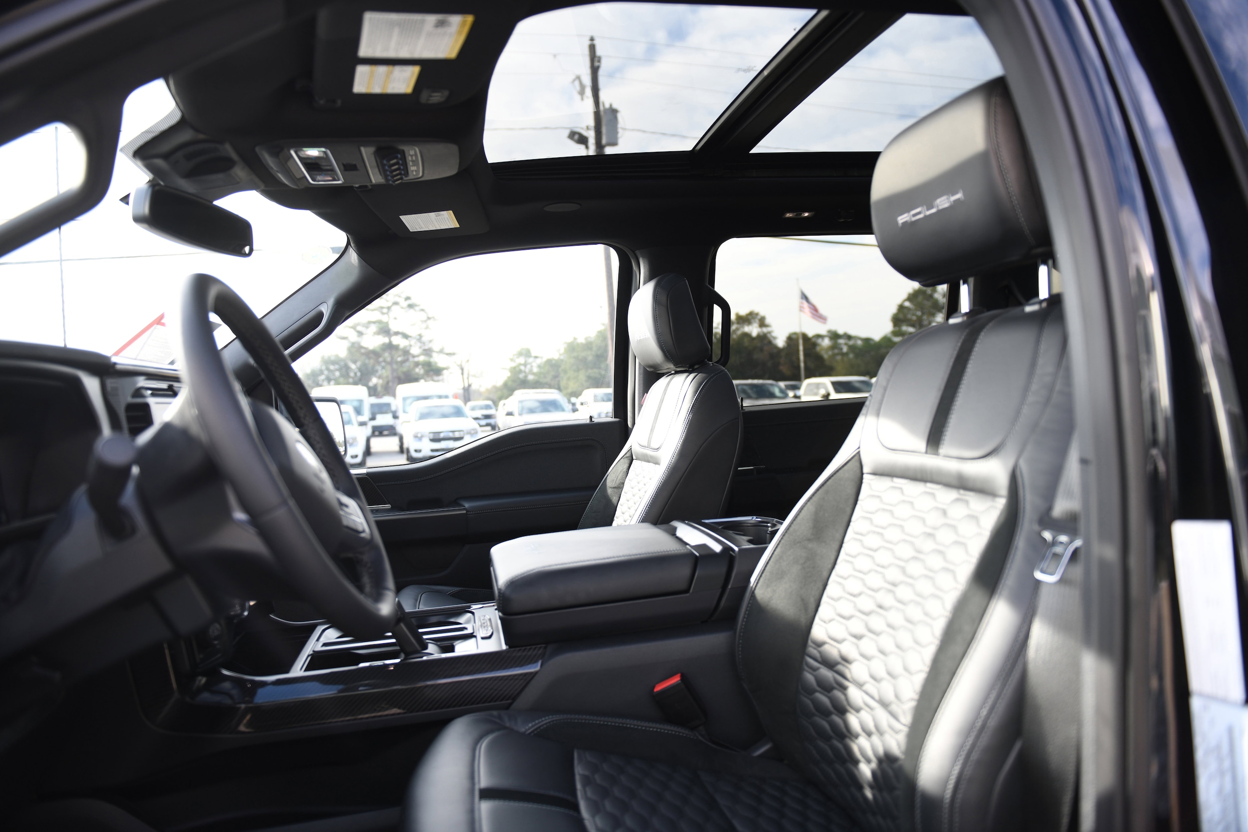 2025 Ford F-150 Lariat - Photo 36