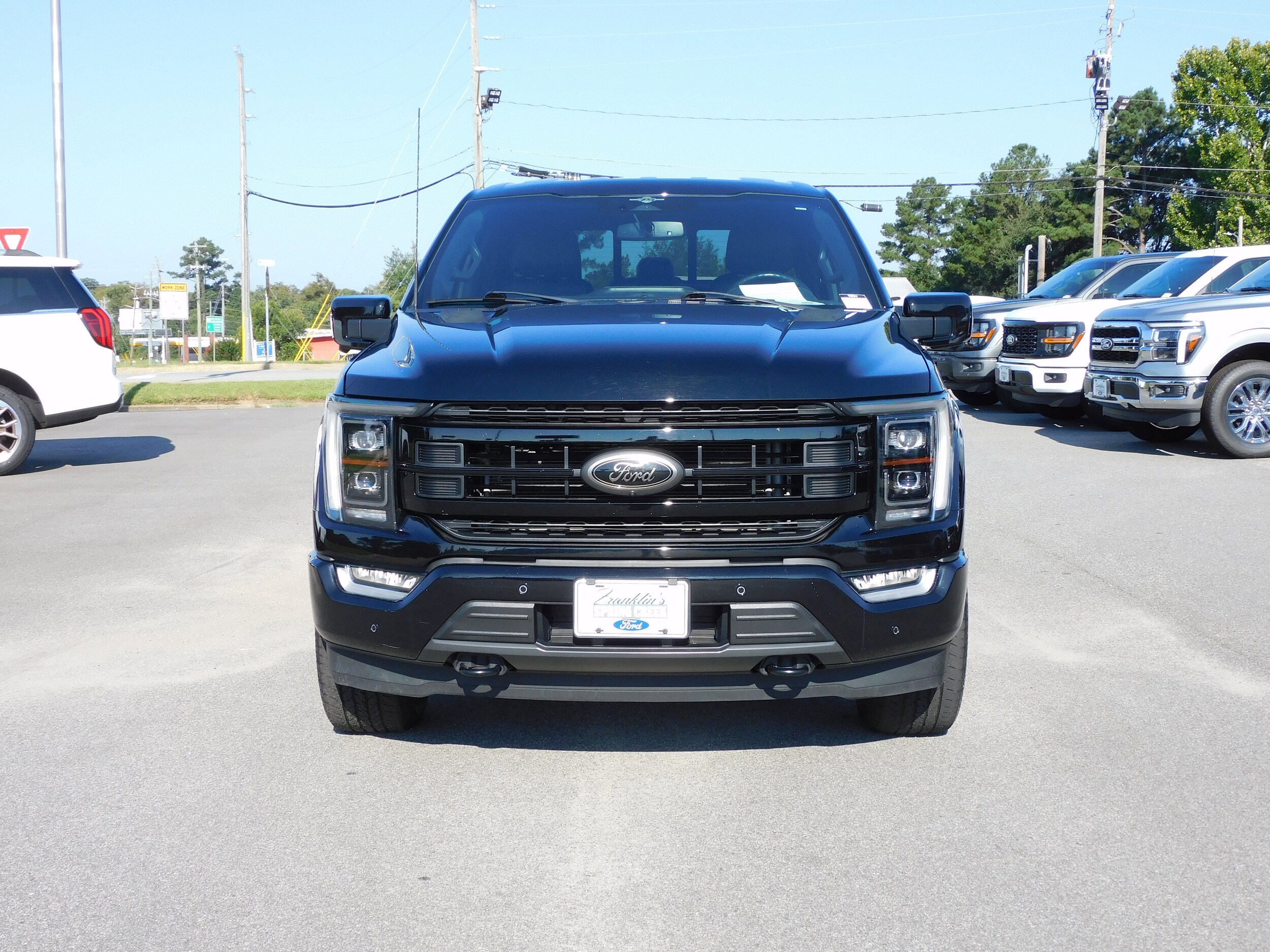 2023 Ford F-150 Lariat photo 3