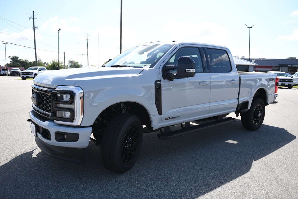 New 2026 Ford F-250SD Lariat TRUCK
