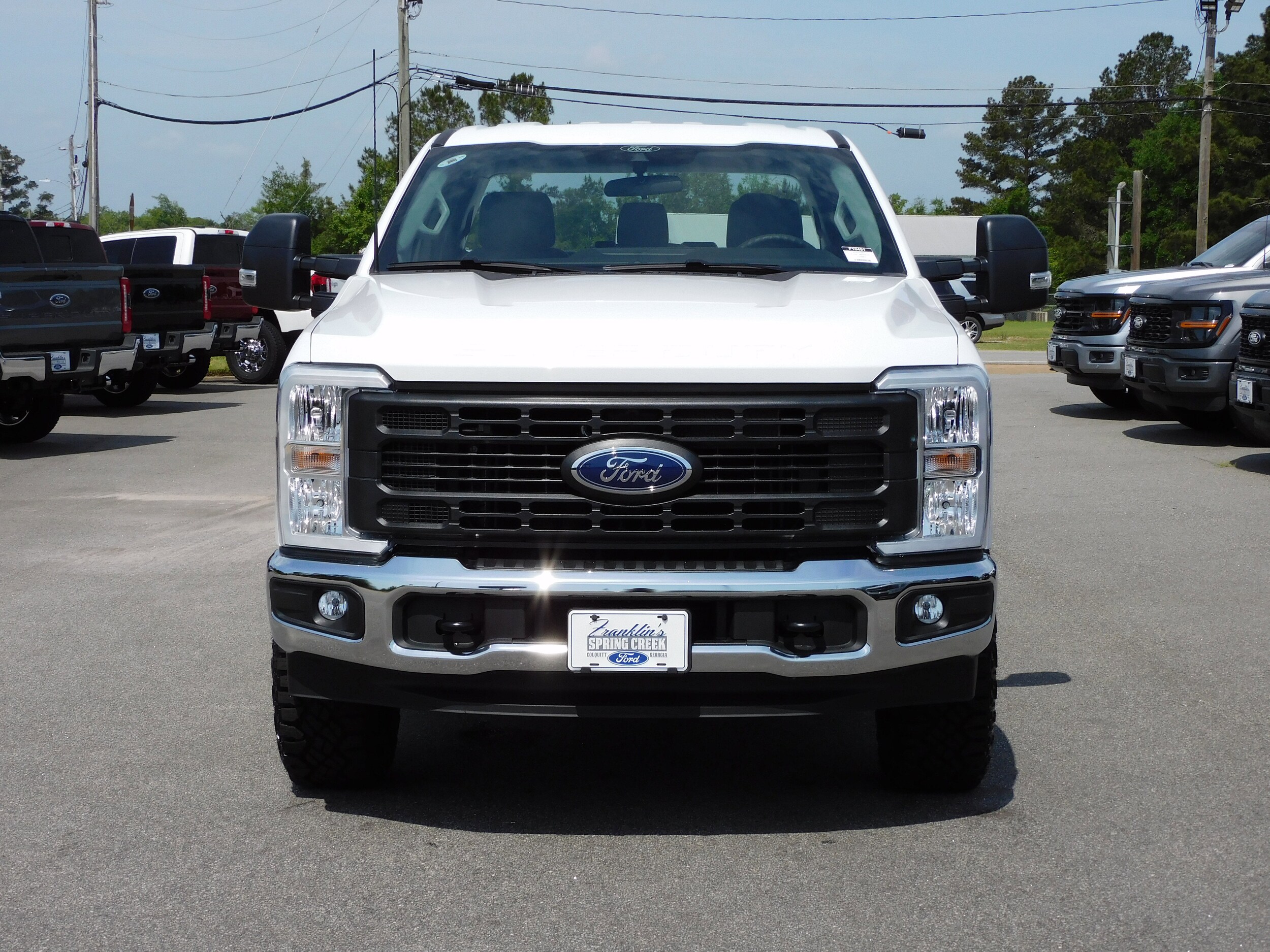 2025 Ford F-250 photo 3