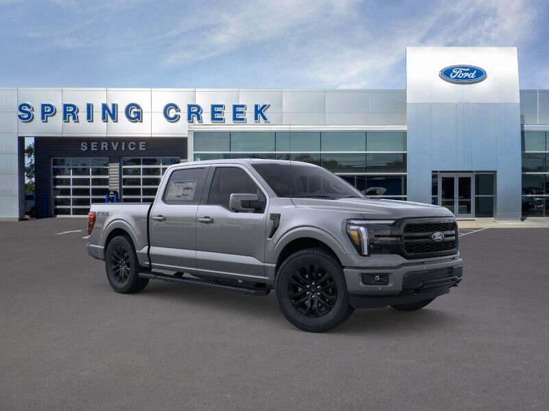 2025 Ford F-150 Lariat photo 2