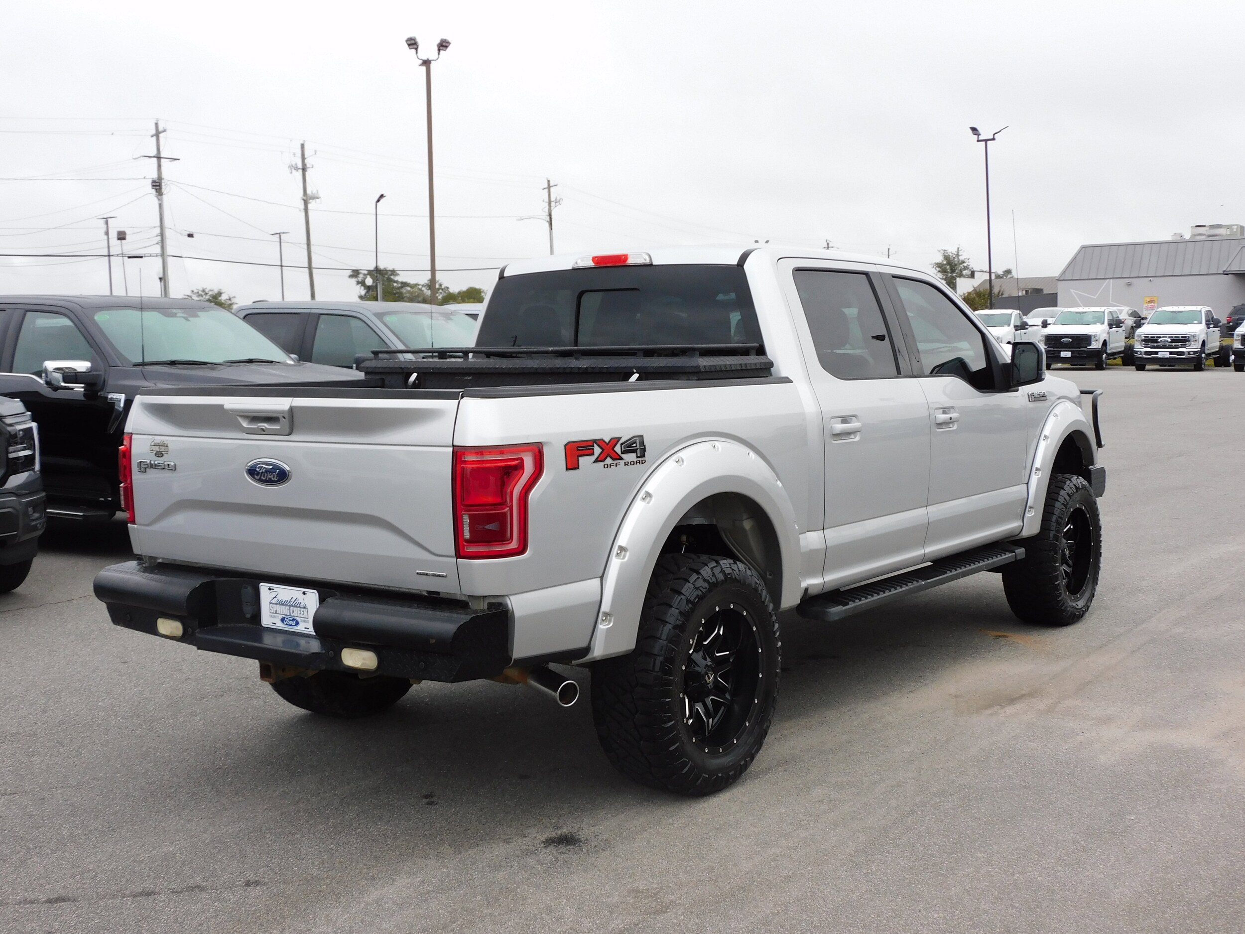 2015 Ford F-150 Lariat photo 3