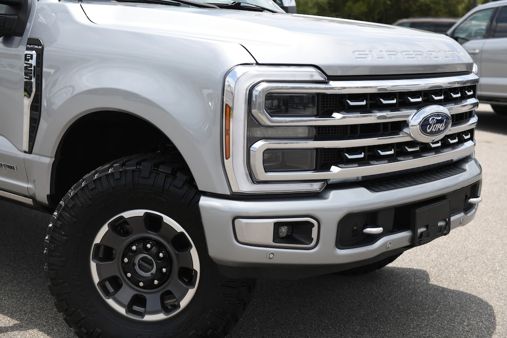 Used 2024 Ford Super Duty F-250 SRW Platinum Truck Crew Cab