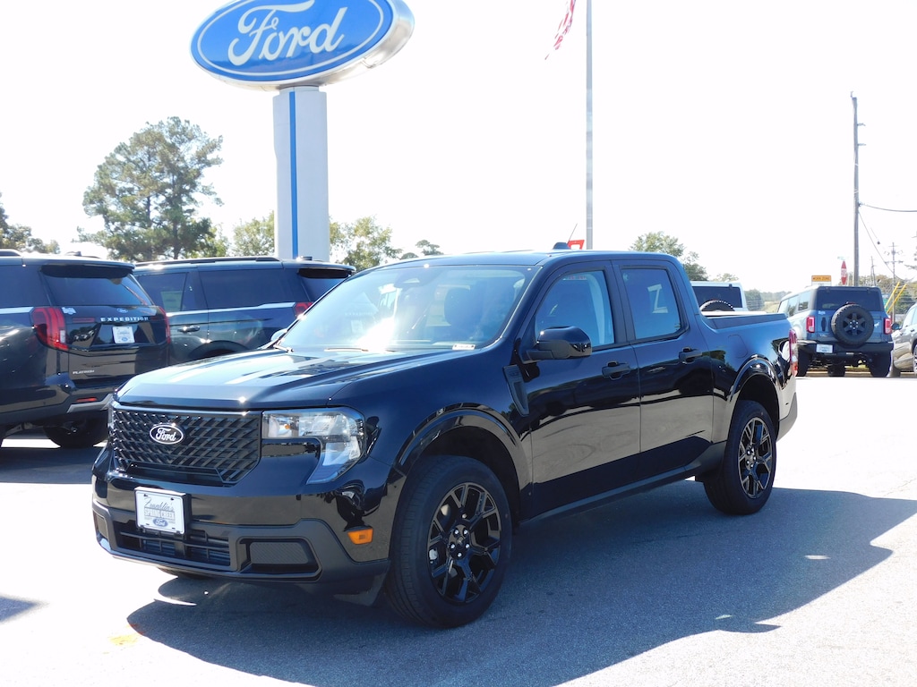 New 2025 Ford Maverick XLT Truck