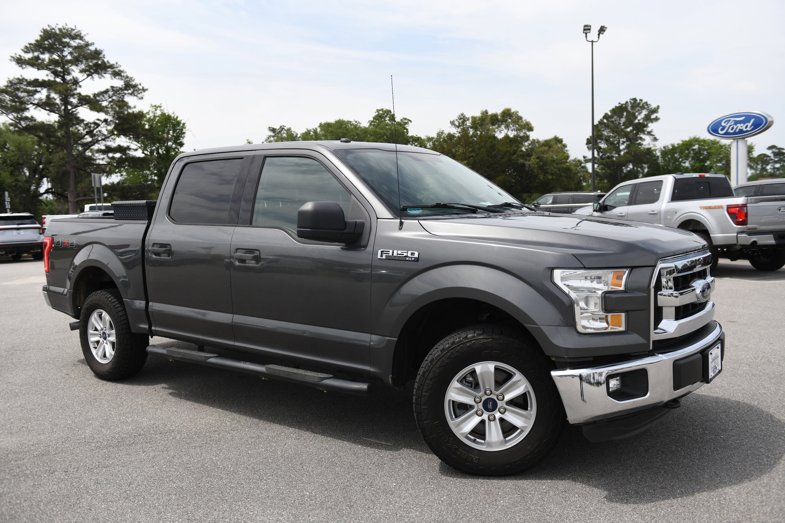 2016 Ford F-150 XLT 4x4 SuperCrew 5-1/2 Box's photo