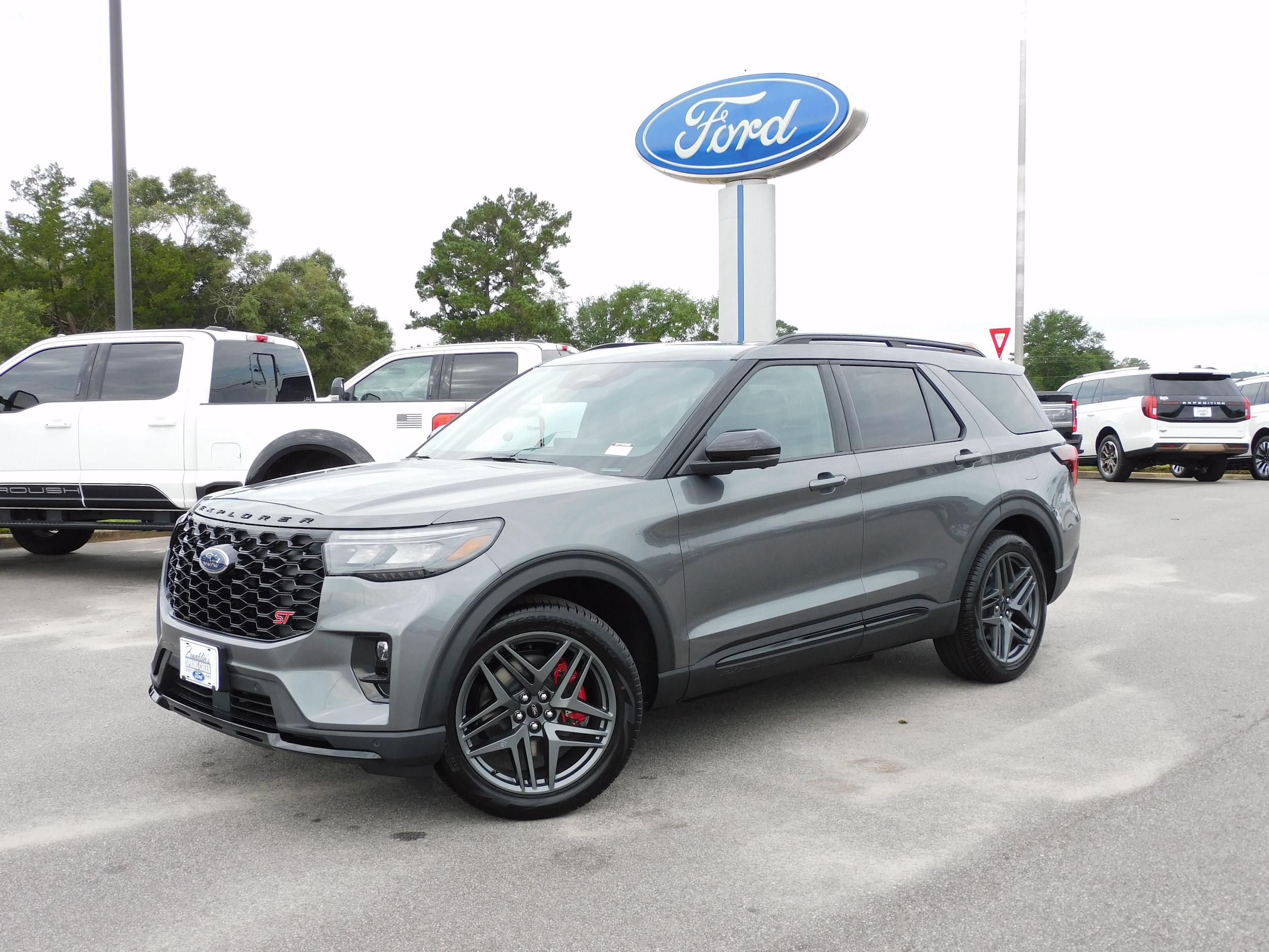 2025 Ford Explorer