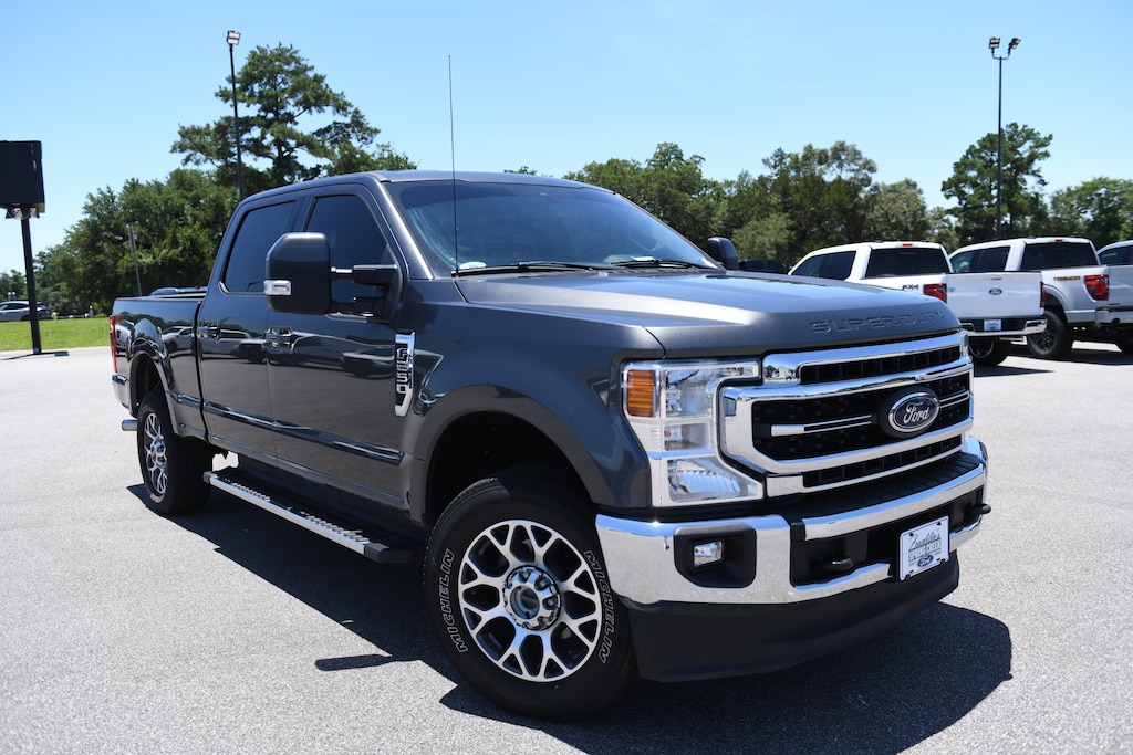Used 2020 Ford Super Duty F-250 SRW LARIAT Truck Crew Cab
