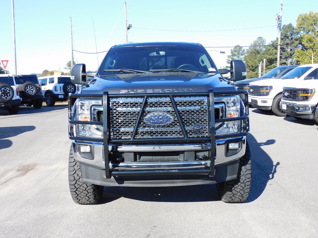 Used 2020 Ford Super Duty F-250 SRW LARIAT Truck Crew Cab