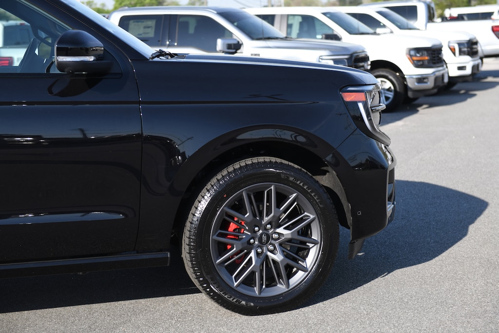 Used 2025 Ford Expedition Platinum SUV