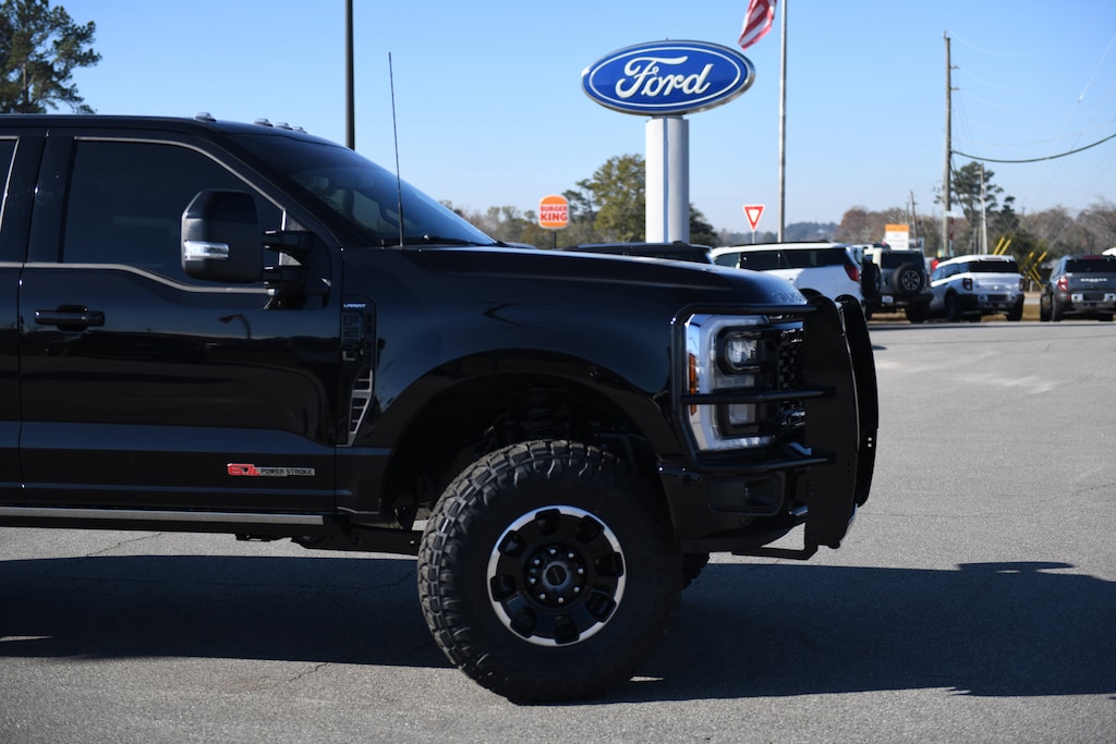 New 2026 Ford F-250SD Lariat Truck