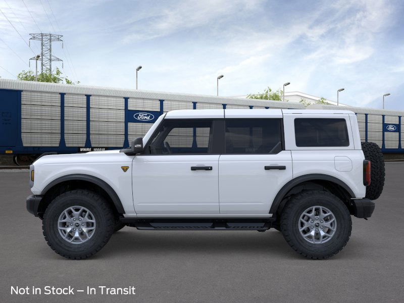 2025 Ford Bronco Badlands photo 2