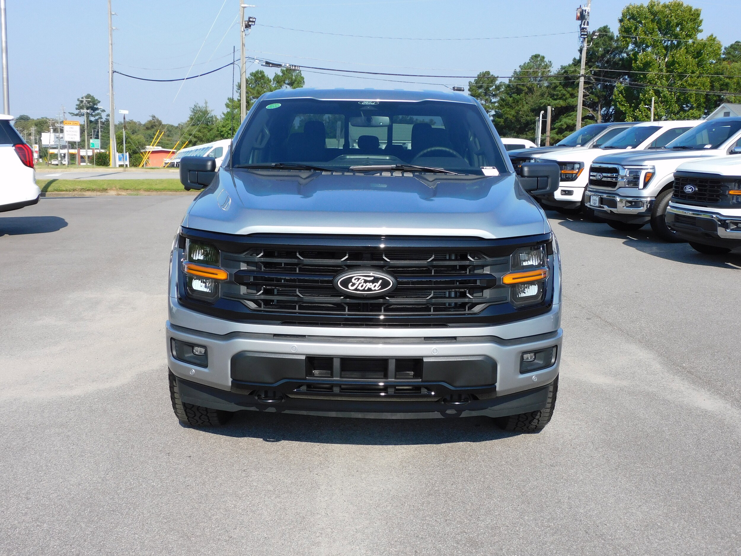2025 Ford F-150 XLT photo 3