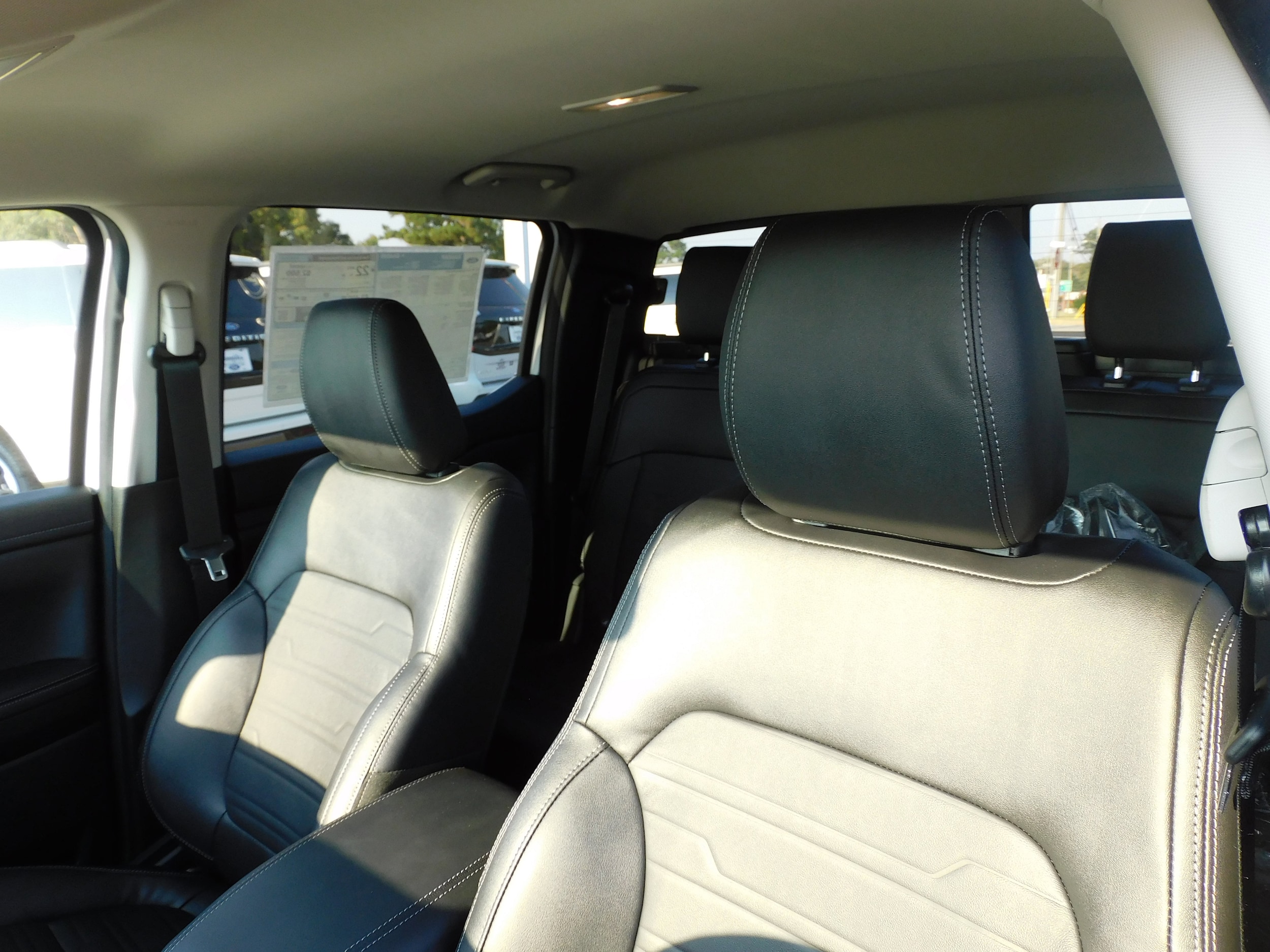 2025 Ford Ranger Lariat - Photo 11