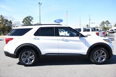 2023 Ford Explorer XLT SUV