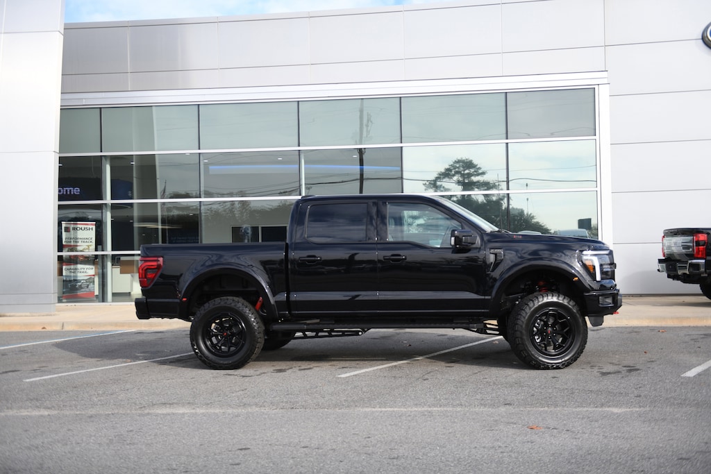 New 2025 Ford F-150 Lariat Truck
