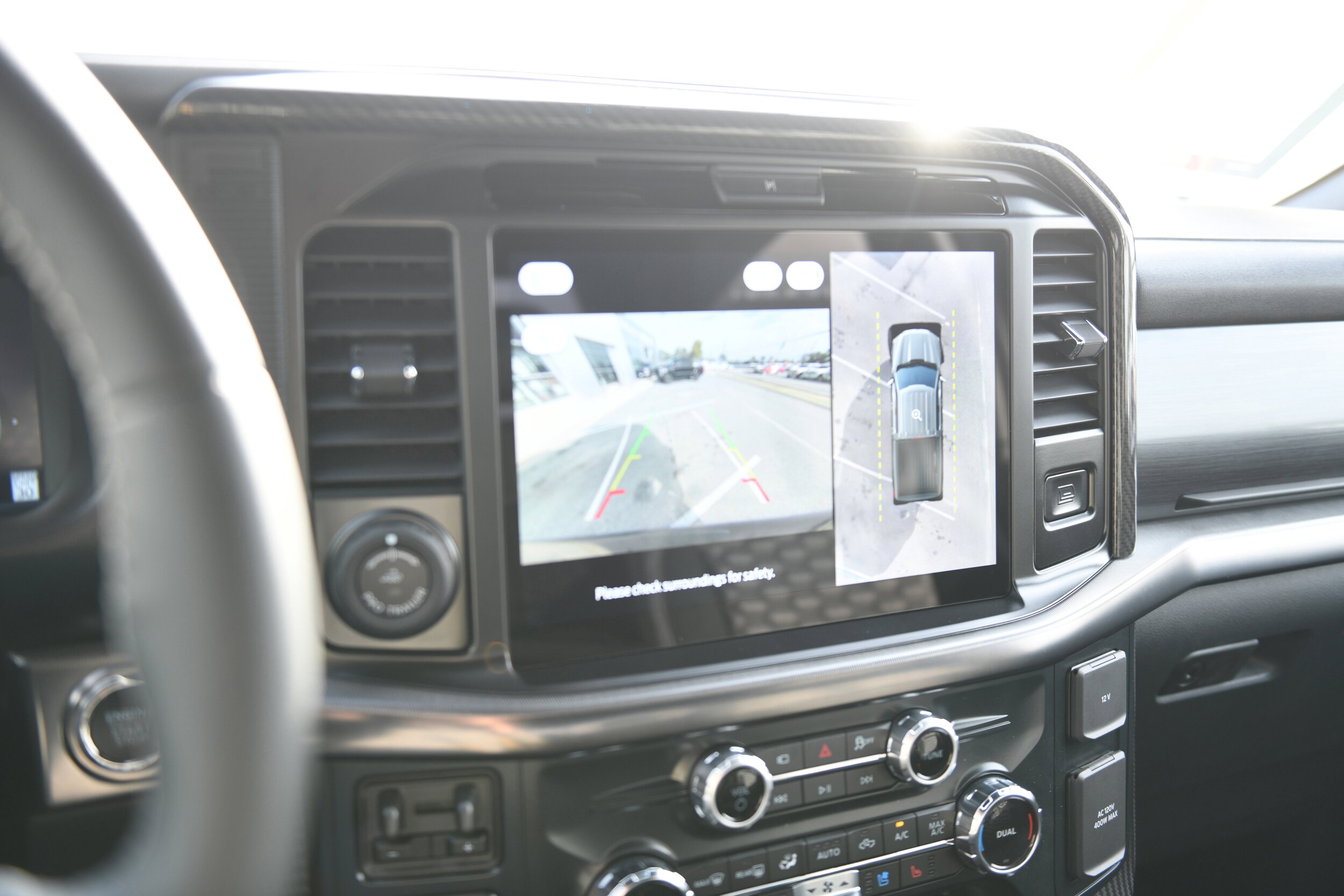 2025 Ford F-150 Lariat - Photo 26