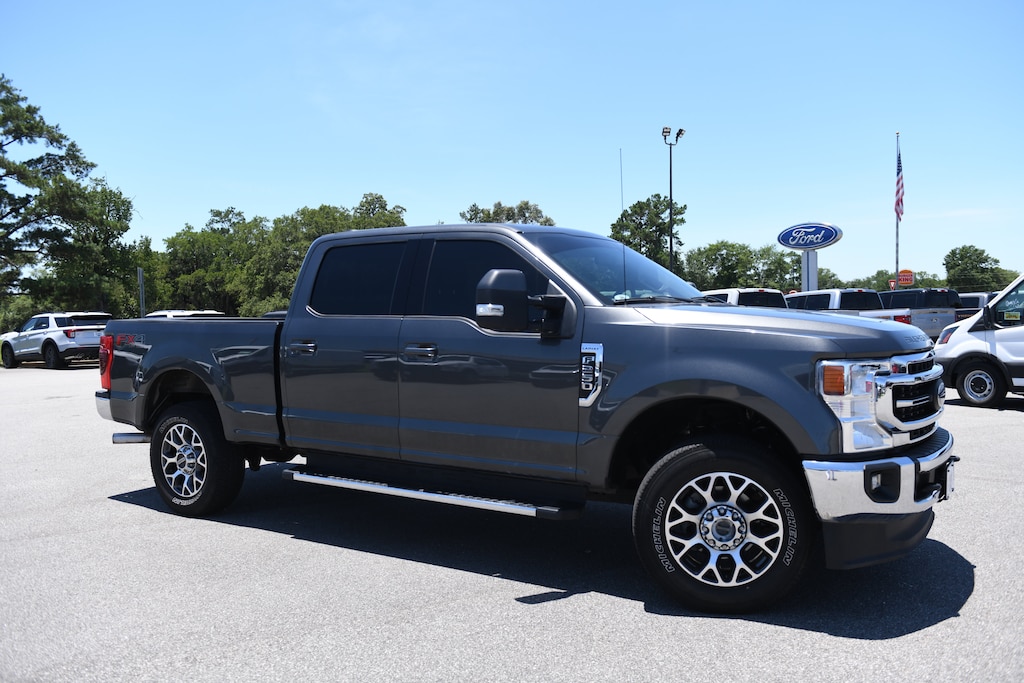 Used 2020 Ford Super Duty F-250 SRW LARIAT Truck Crew Cab