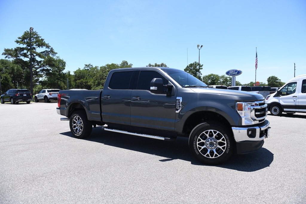 Used 2020 Ford Super Duty F-250 SRW LARIAT Truck Crew Cab