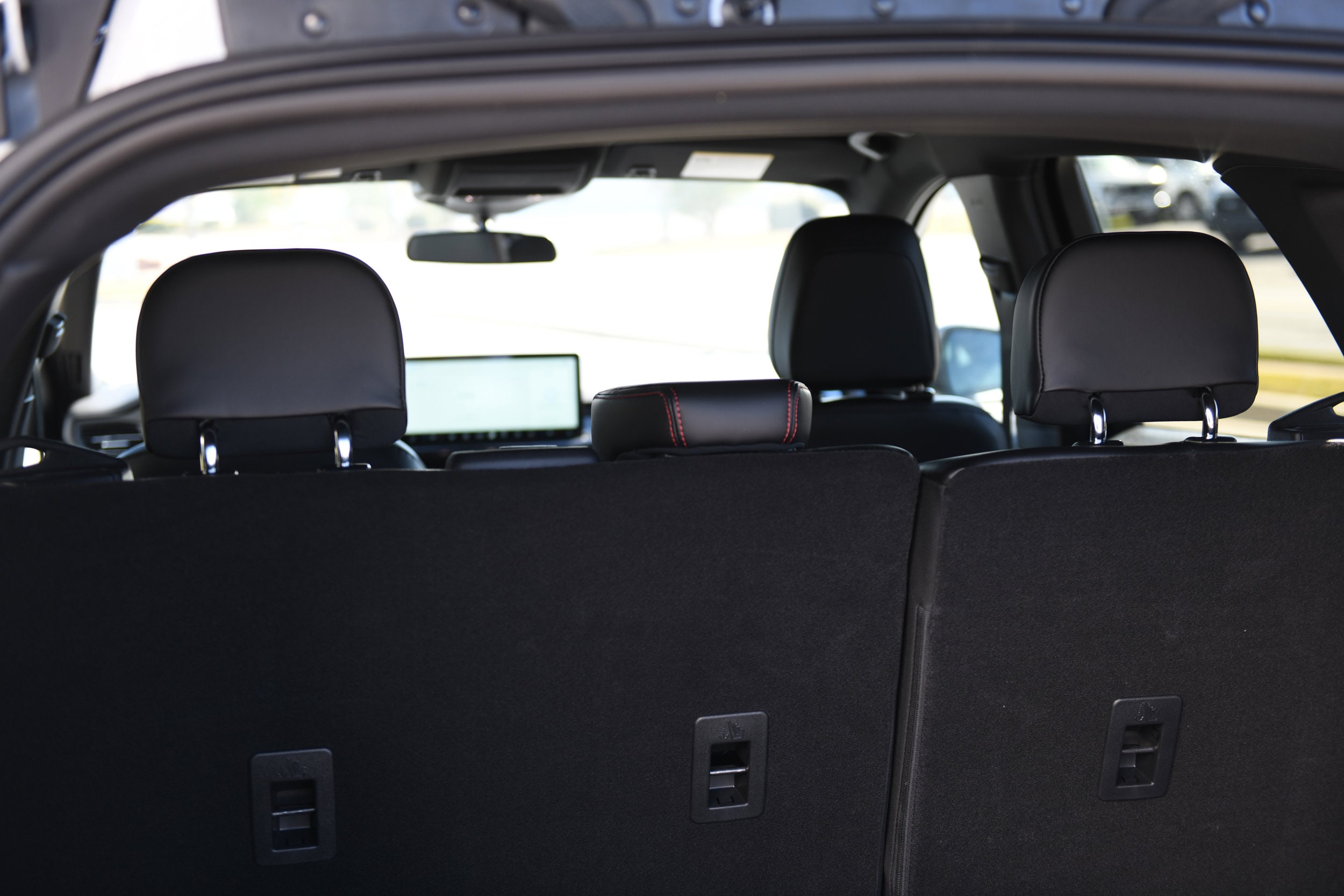 2026 Ford Escape ST-Line - Photo 9
