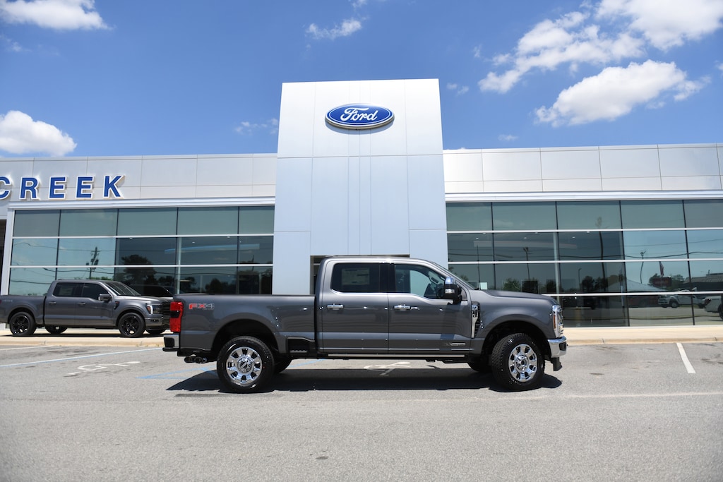 New 2026 Ford F-250SD Lariat Truck