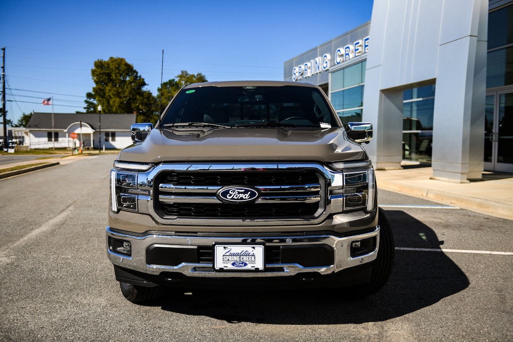 New 2025 Ford F-150 Lariat TRUCK