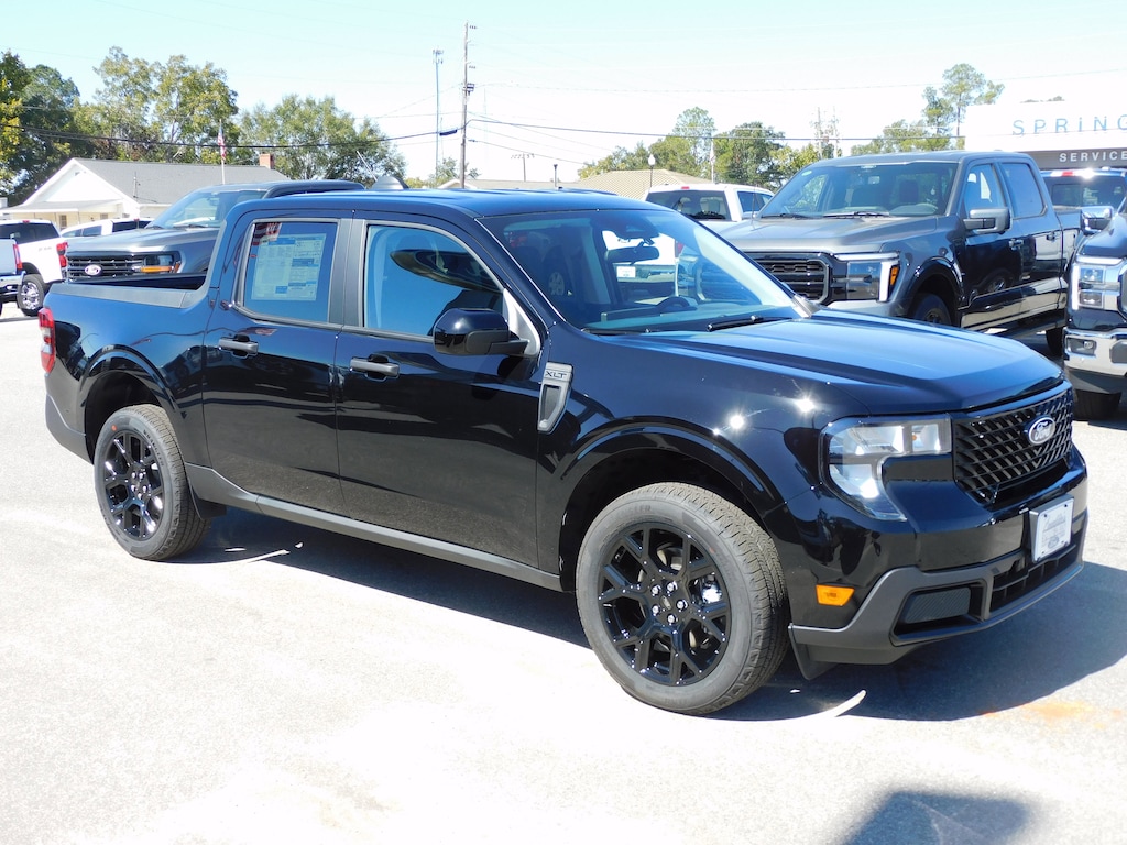 New 2025 Ford Maverick XLT Truck