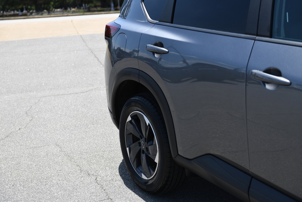 Used 2024 Nissan Rogue SV SUV