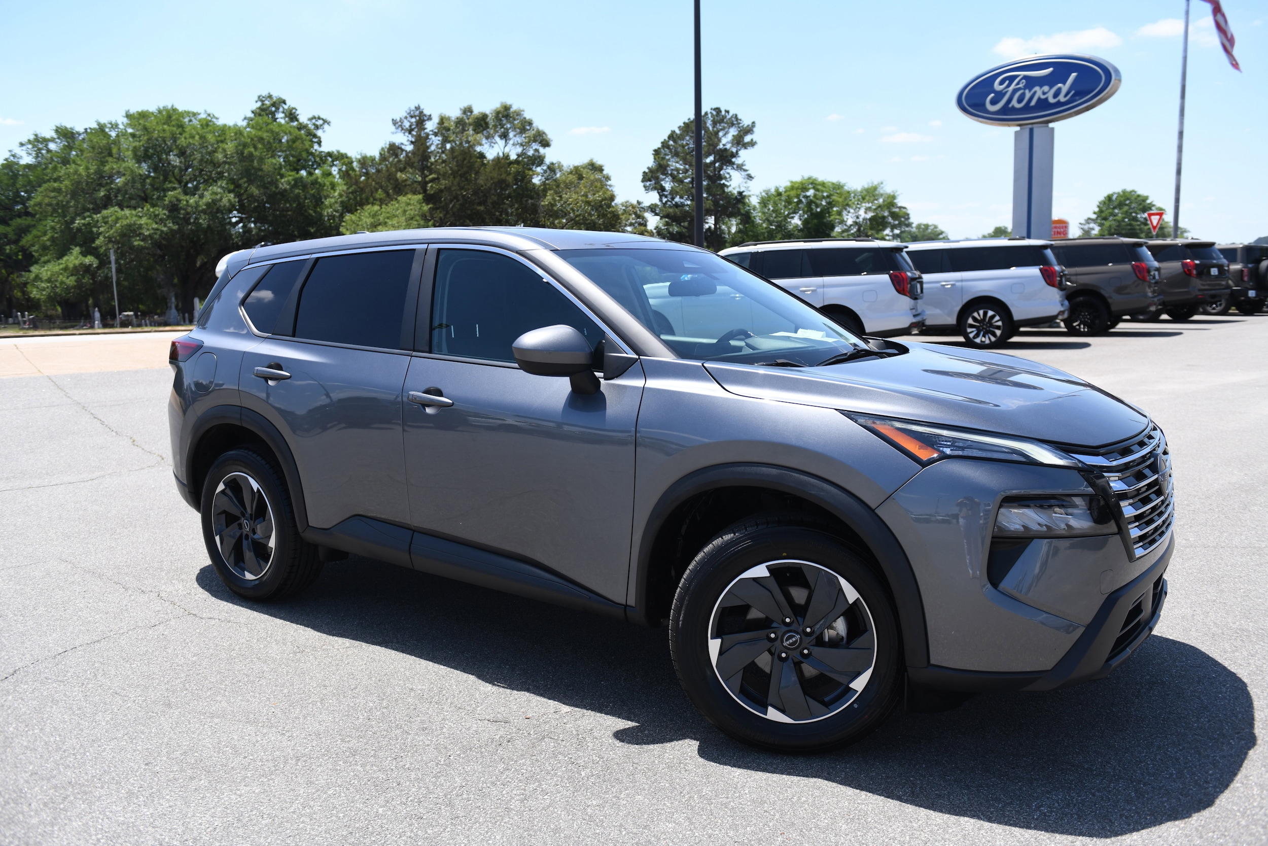 2024 Nissan Rogue SV