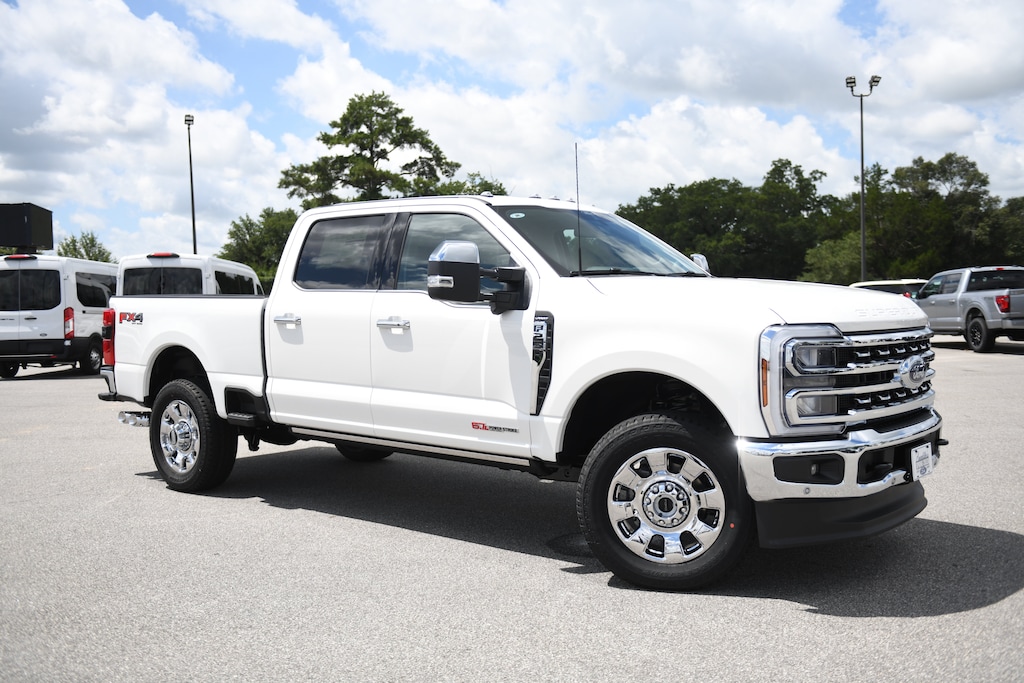 New 2026 Ford F-250SD Lariat Truck