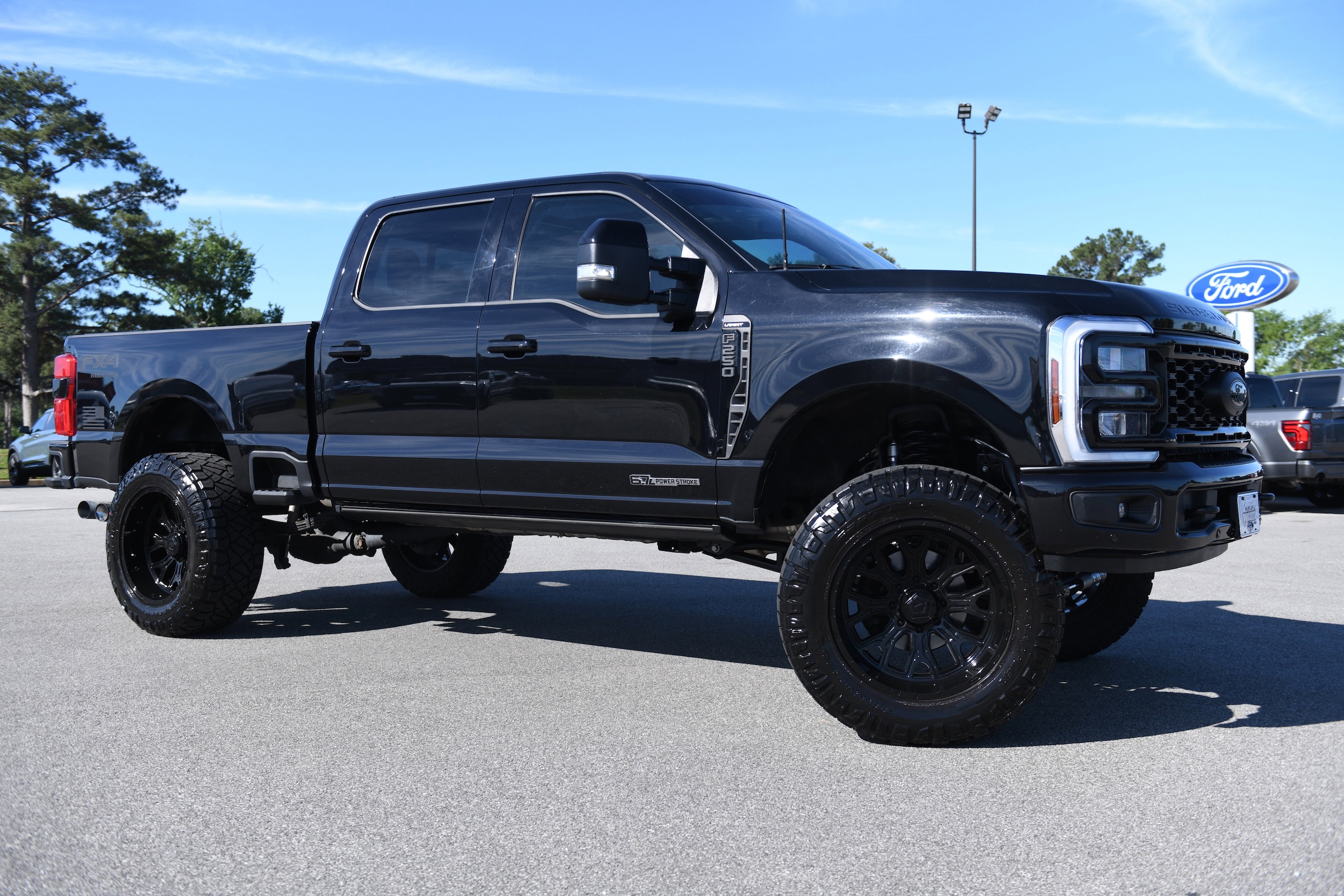 2024 Ford F-250 Lariat 4x4 Crew Cab 6-3/4' Box's photo